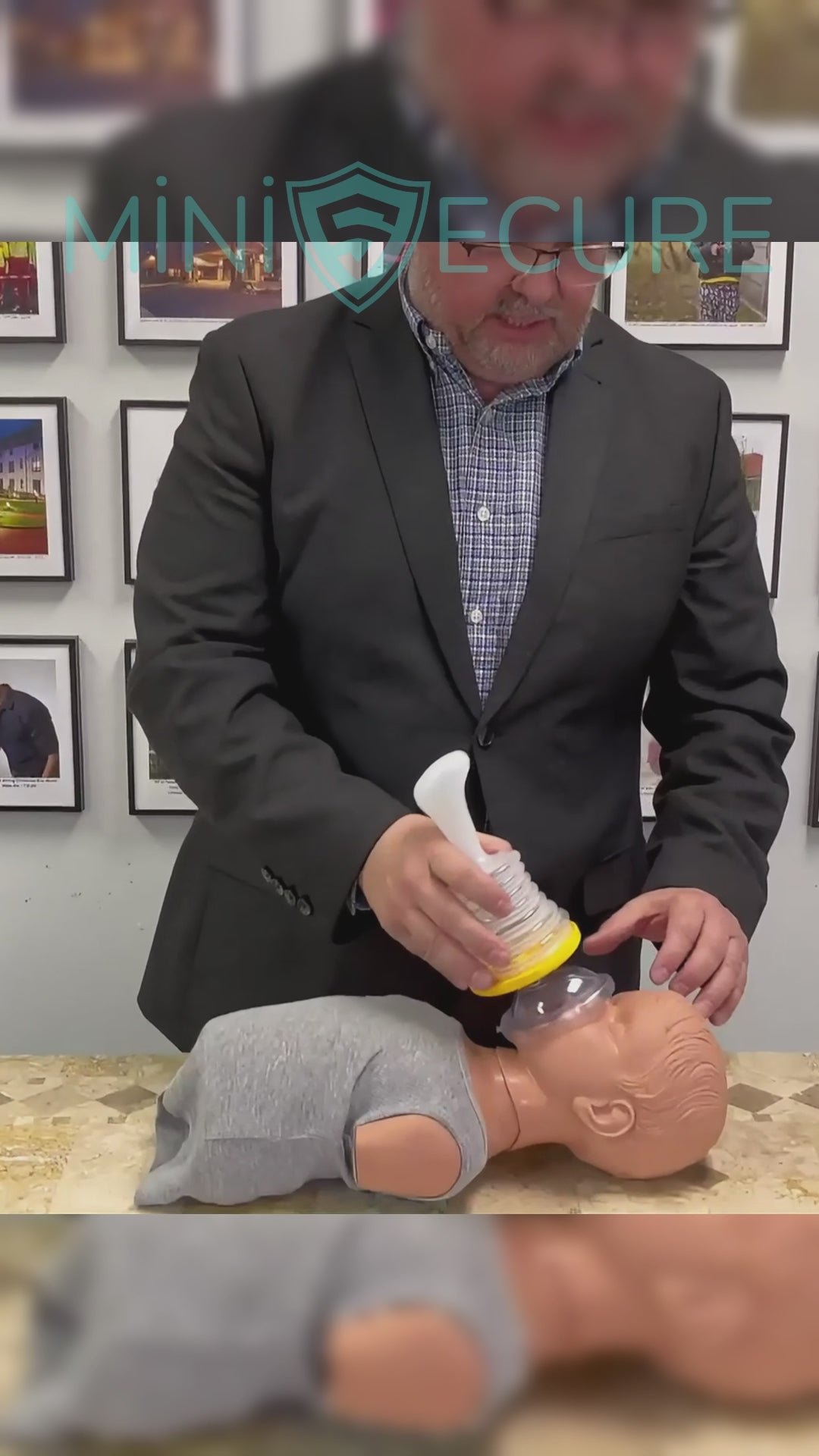 MiniSecure® Heimlich Boğulma Önleyici Ev Kiti Manuel (Saklama Çantası Hediyeli)